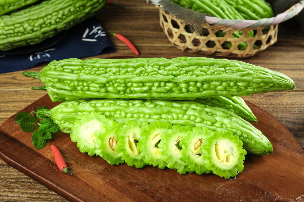 去熱解暑、消炎抗菌多食苦味蔬菜